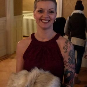 Meet your Posher, Robin